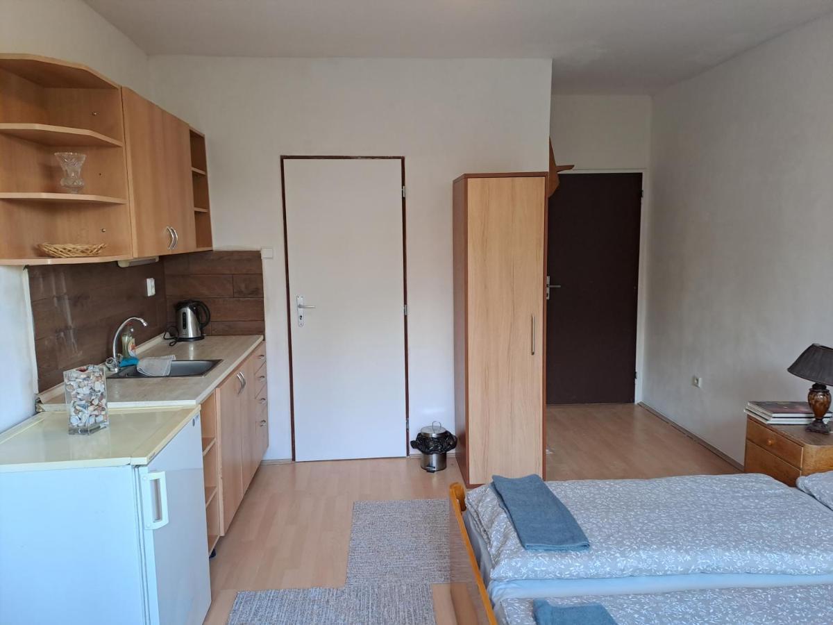 Apartman S Terasou Alamóc Kültér fotó